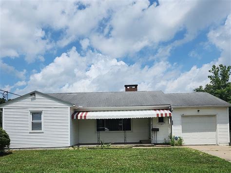 The 1,404 Square Feet single family home is a 4 beds, 2 baths property. . Zillow belpre ohio
